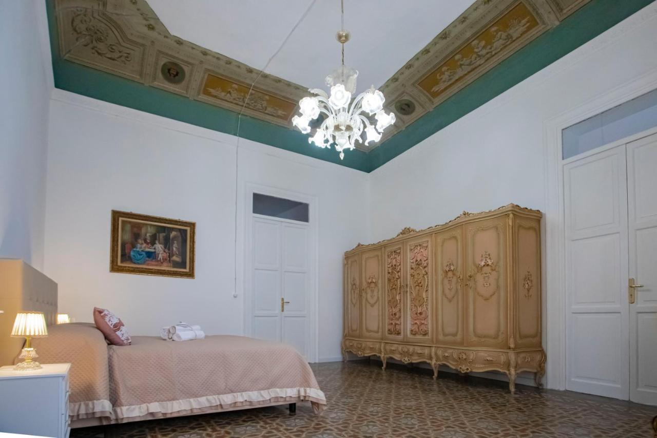 Terre D'Oro, Appartamento Di Lusso In Centro Citta Palermo Exterior photo